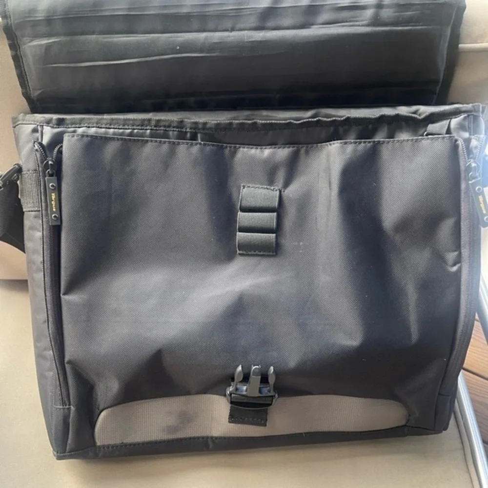 Targus Laptop Bag